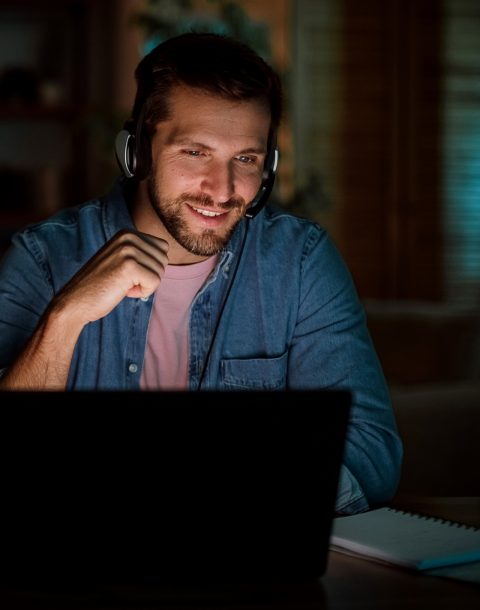 Expert service & support – Hero image agent Expert 24/7 service assistance